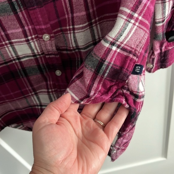 GAP Pink Boyfriend Flannel Size Medium - Picture 9 of 11
